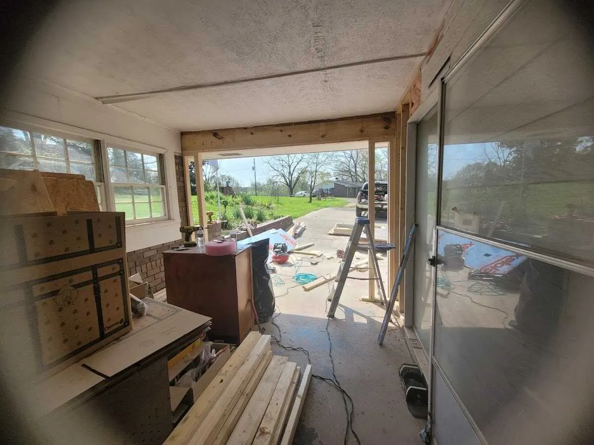 Air movers and dehumidifier for Drying & Dehumidification in Wixom